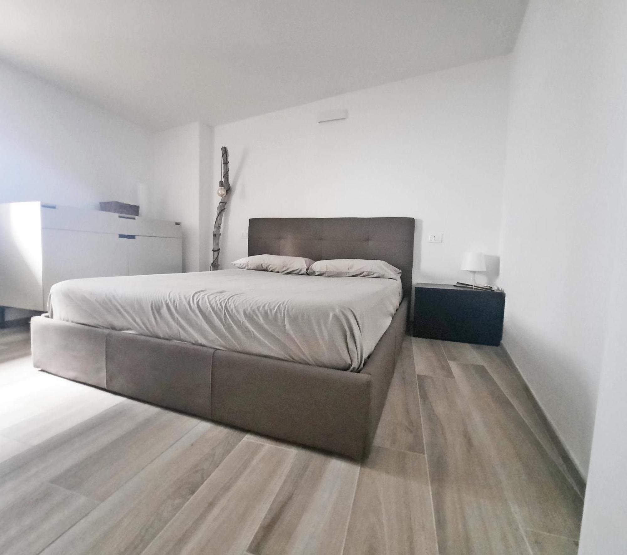 Smiley House Villa San Felice del Benaco Ngoại thất bức ảnh